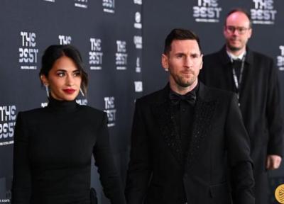 تیپ خاص لیونل مسی و همسرش در مراسم فیفا