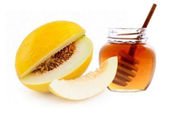 چرا خربزه و عسل را نباید همزمان مصرف کرد؟